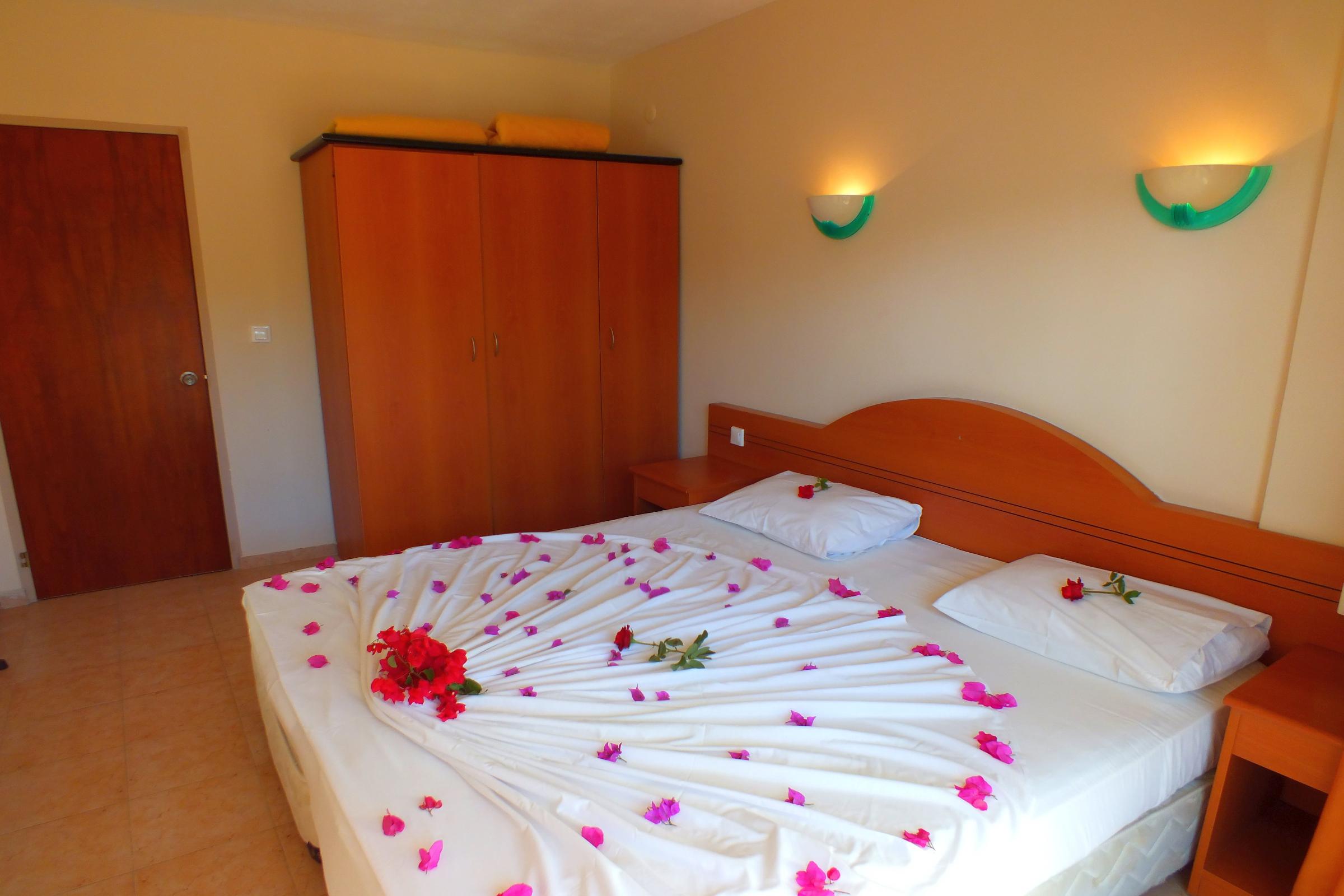Tuntas Family Suites Kusadası Eksteriør billede