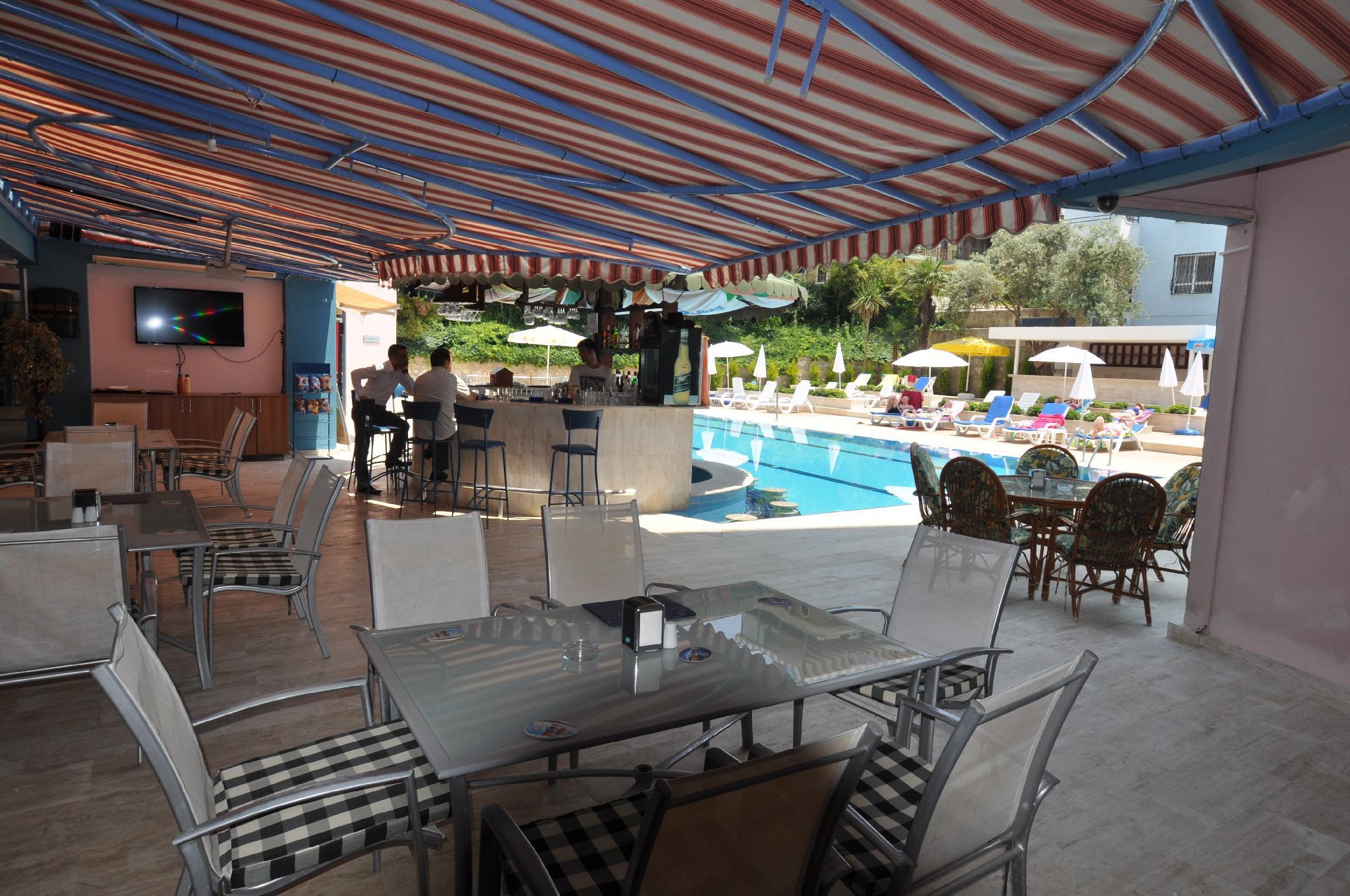 Tuntas Family Suites Kusadası Eksteriør billede
