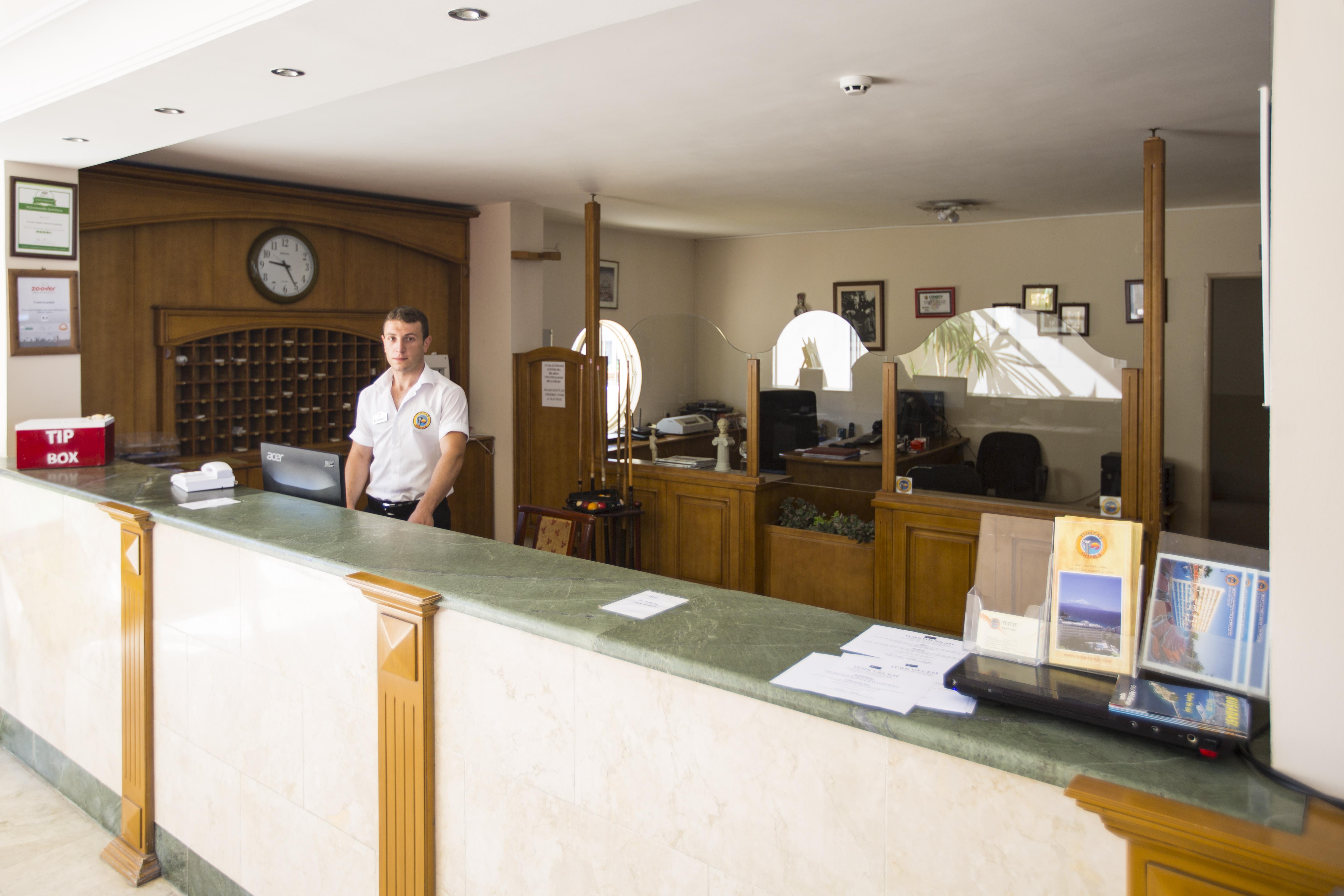 Tuntas Family Suites Kusadası Eksteriør billede
