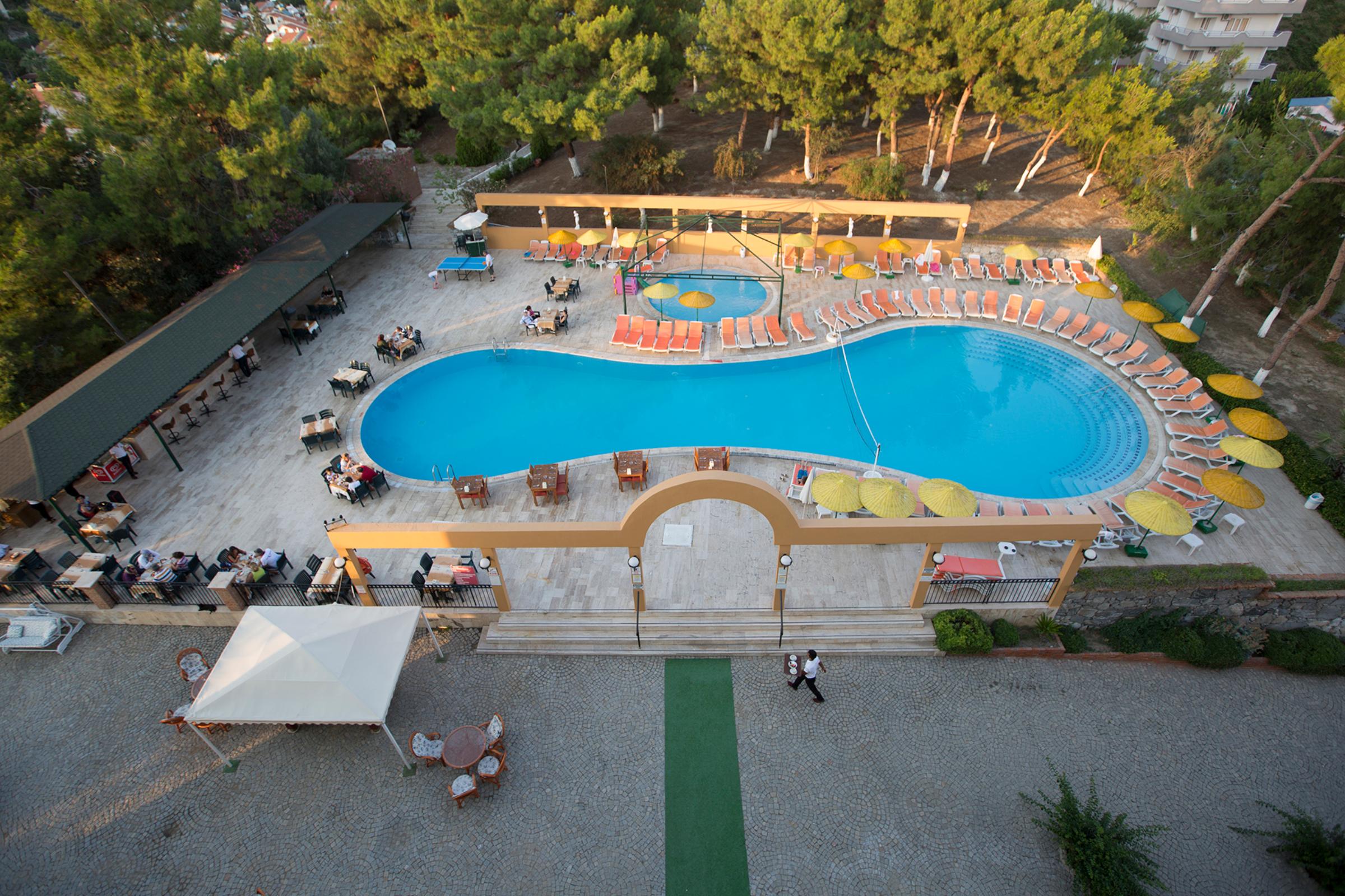 Tuntas Family Suites Kusadası Eksteriør billede