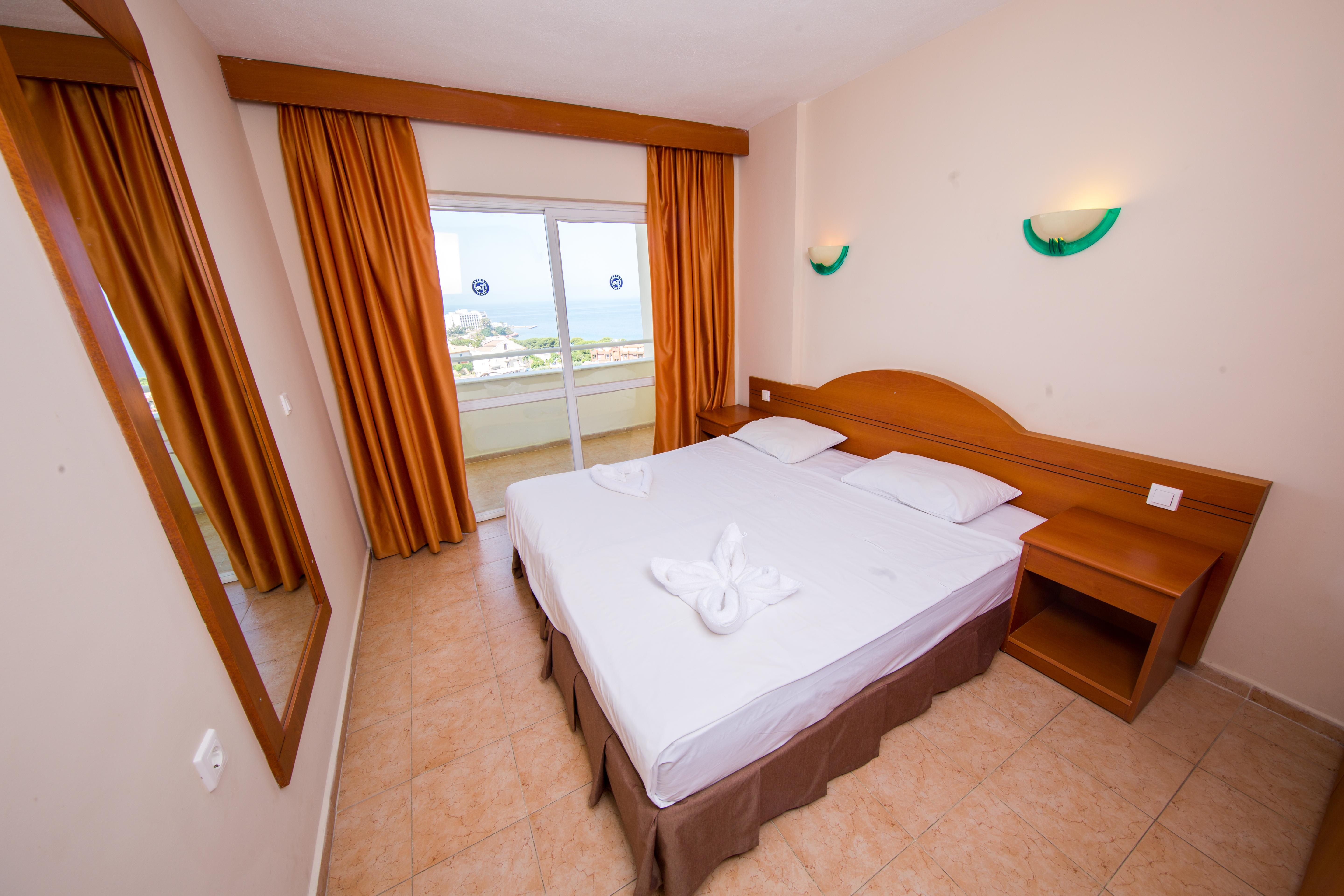 Tuntas Family Suites Kusadası Eksteriør billede