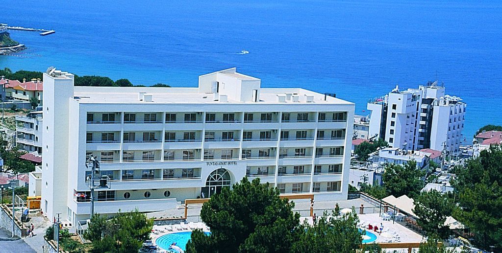 Tuntas Family Suites Kusadası Eksteriør billede