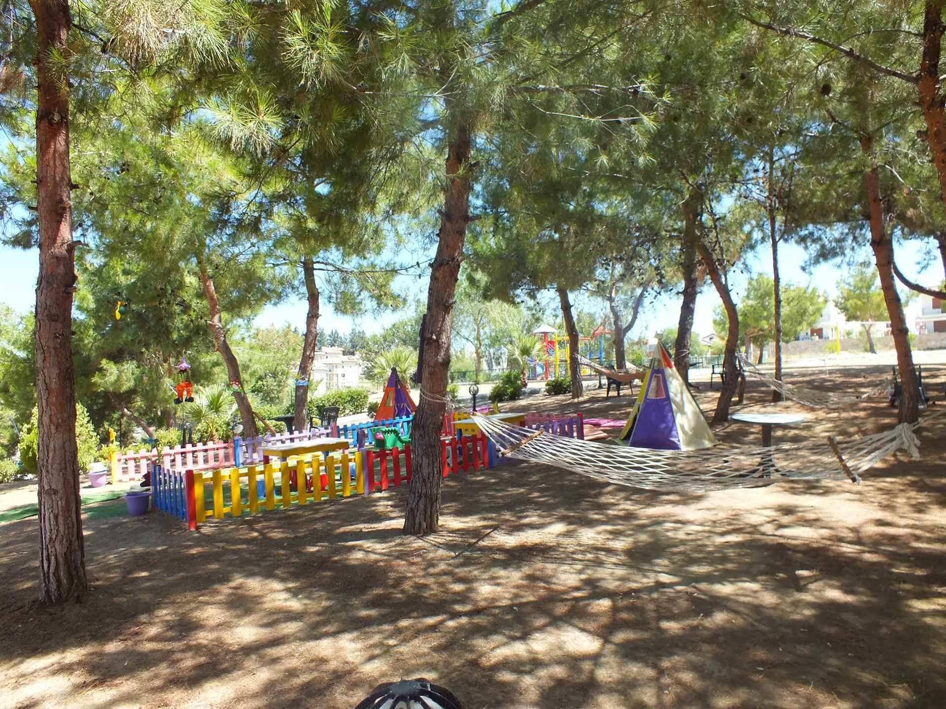 Tuntas Family Suites Kusadası Eksteriør billede